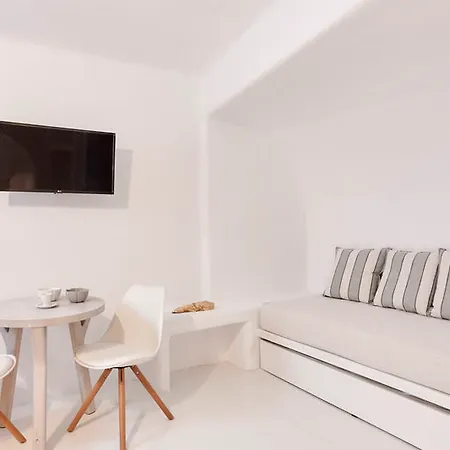 Aqua Breeze Villas * Plaka (Naxos)