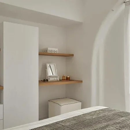 Aqua Breeze Villas *