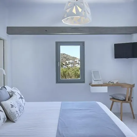 Aqua Breeze Villas Plaka (Naxos)