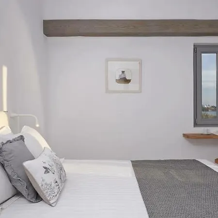 Aqua Breeze Naxos فندق 4*